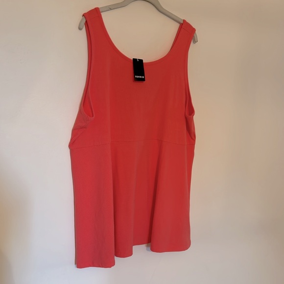 🎈3/$25🎈NWT Torrid 4 Coral Mix Rib Peplum Tank - Picture 5 of 11